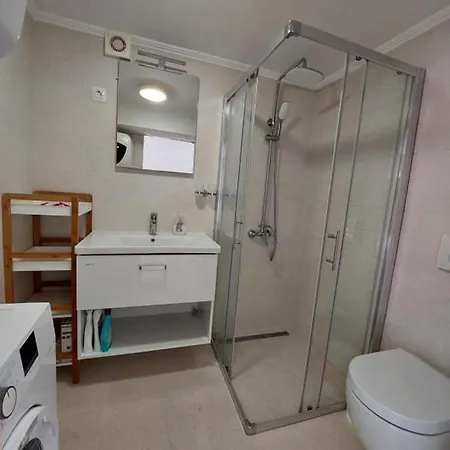 Joni Cikat Apartamento *