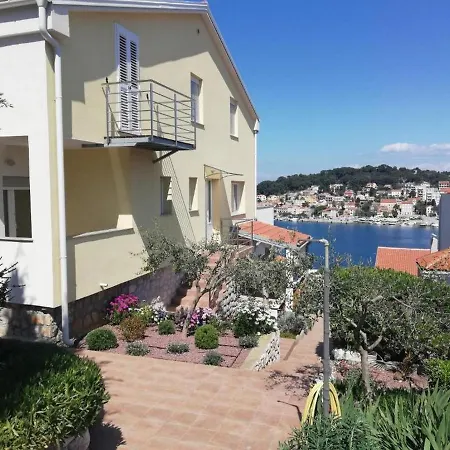 Apartments Joni Cikat * Mali Losinj