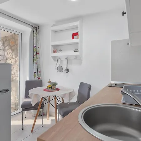 Apartamento Joni Cikat *