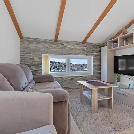 Apartment Joni Cikat