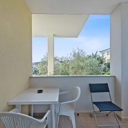 Joni Cikat Apartament *