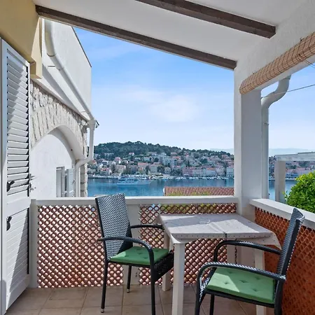 Joni Cikat Apartamento Mali Lošinj