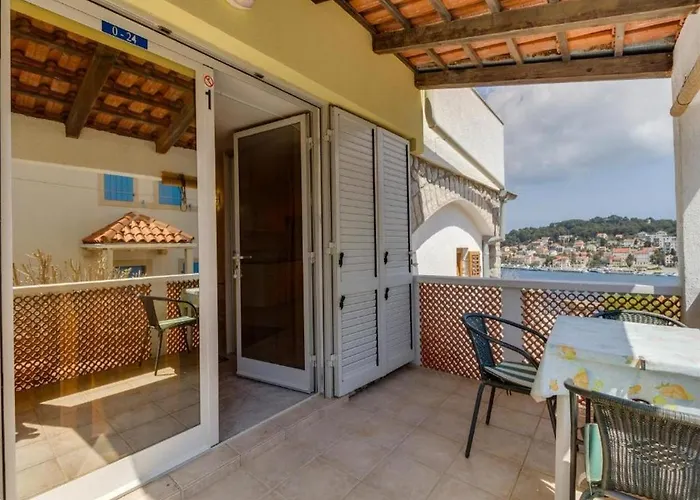 Joni Cikat Apartment Mali Lošinj