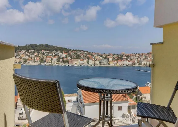 Apartment Joni Cikat Mali Lošinj
