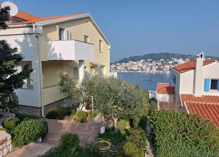 Joni Cikat Apartment