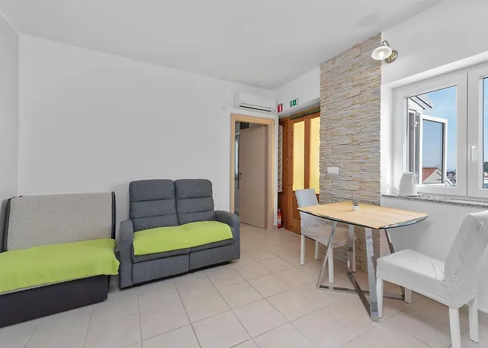 Joni Cikat Apartment *