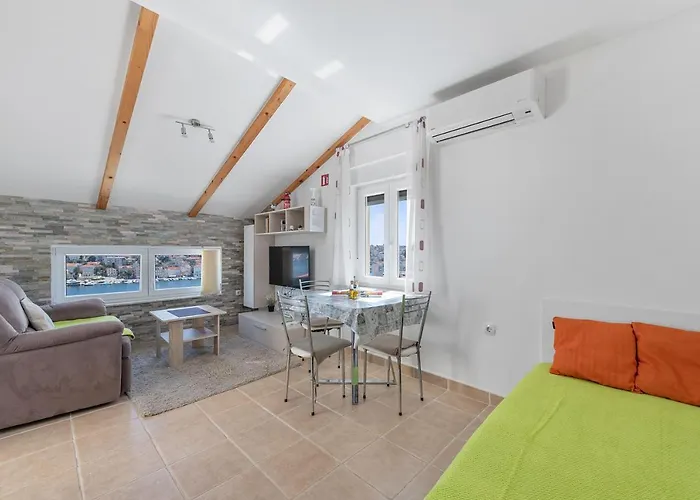 Joni Cikat Mali Lošinj