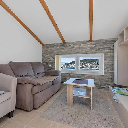 Apartments Joni Cikat Apartment Mali Losinj