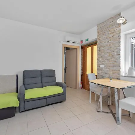Apartments Joni Cikat Apartment *
