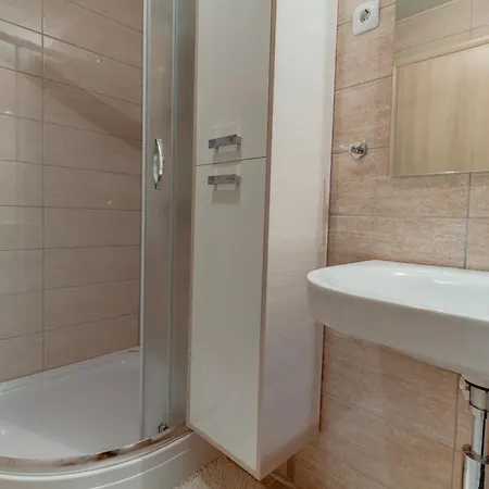 Апартаменты Apartments Joni Cikat Мали-Лошинь