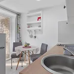 Appartement Joni Cikat *