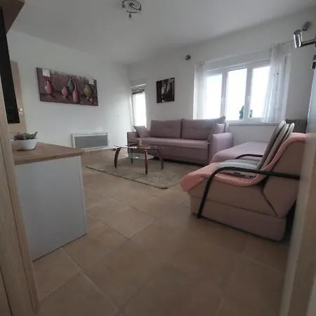 Joni Cikat Appartement